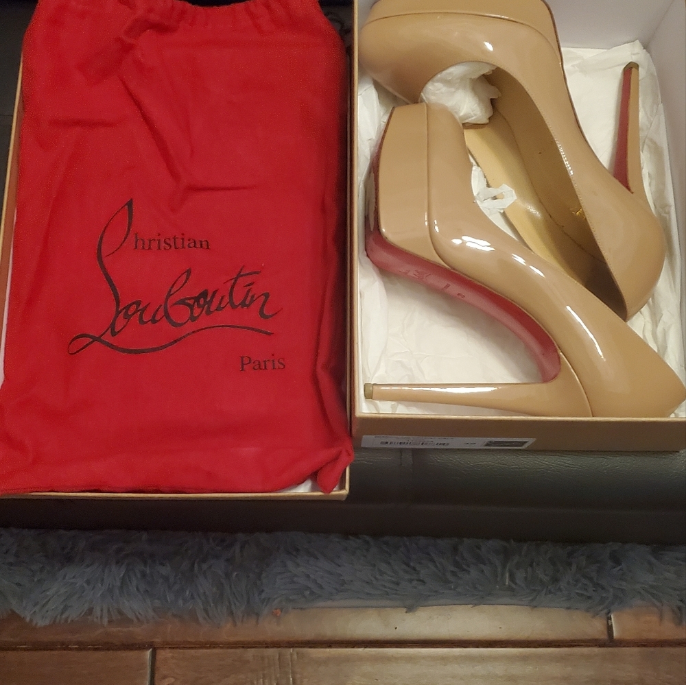 Christian Louboutin Bianca